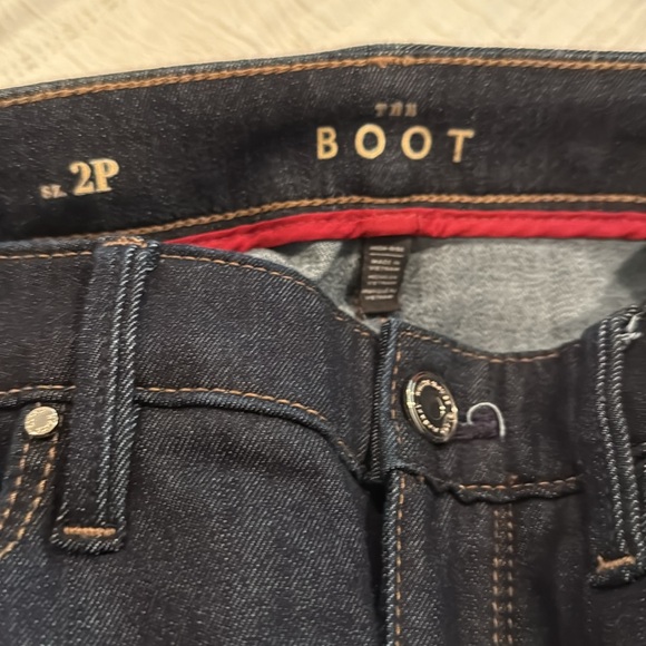 Women's Black Jeans - Picture 3 of 3